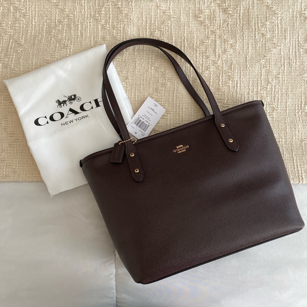 NWT // Coach Shoulder Bag City Mn Zip Top Small Org Tote